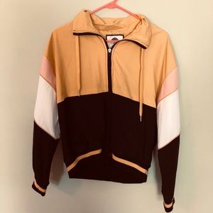 Lulu windbreaker